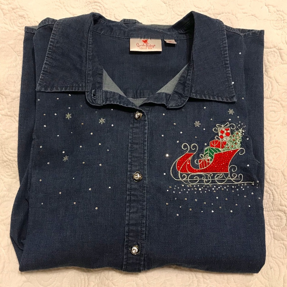 🎄NWOT QF long sleeved denim shirt embroidered sleigh with rhinestones (2X)